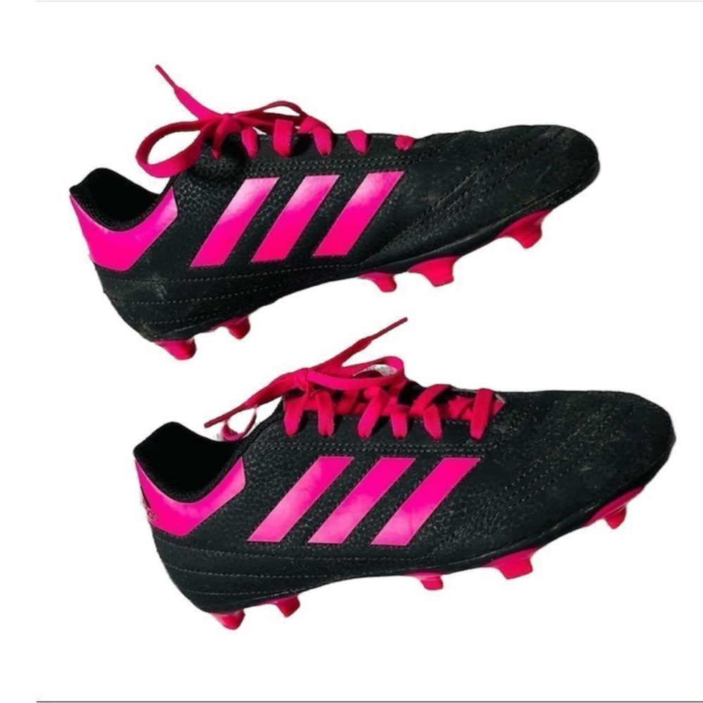 Adidas Black and Pink Outdoor Soccer Cleat 4y